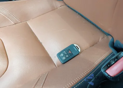 2015 Volvo V60 Cross Country T5 from USA, damaged, VIN YV4612HK3F1002012